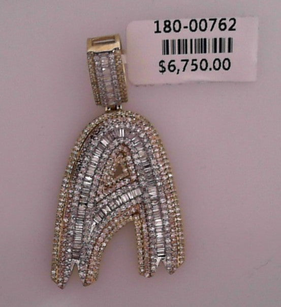 INITIAL PENDANT