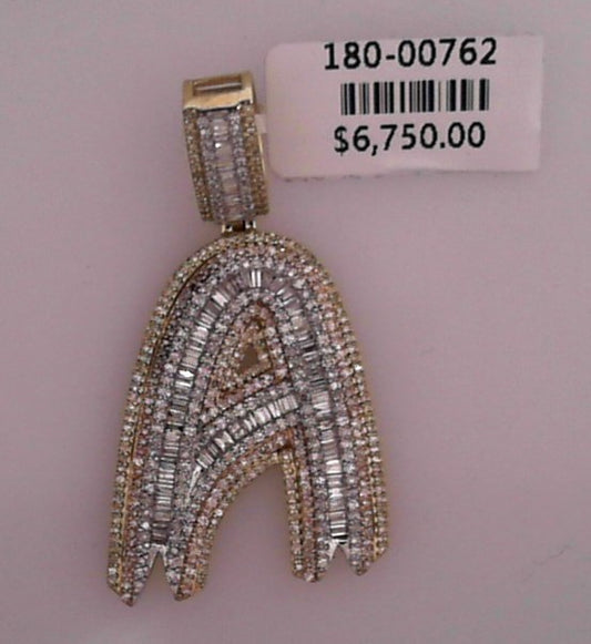 INITIAL PENDANT